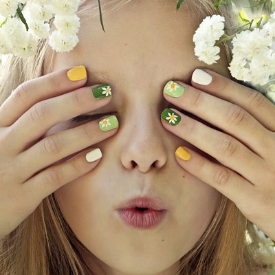 TN NAIL LOUNGE - children's service